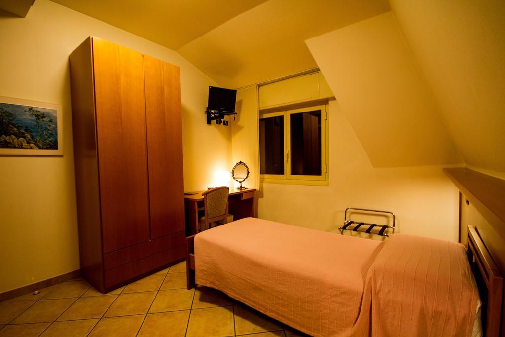 Albergo Lario Gera Lario Rom bilde