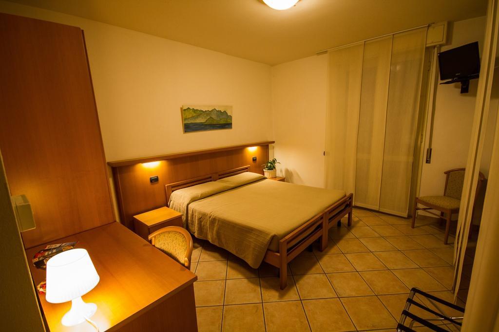 Albergo Lario Gera Lario Rom bilde